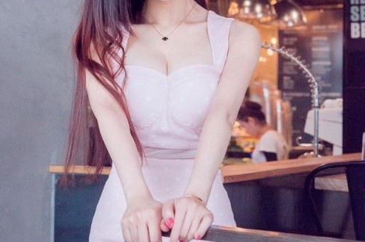 “船长”德普与女律师恋情实锤两任新欢无缝衔接“海后”凉凉