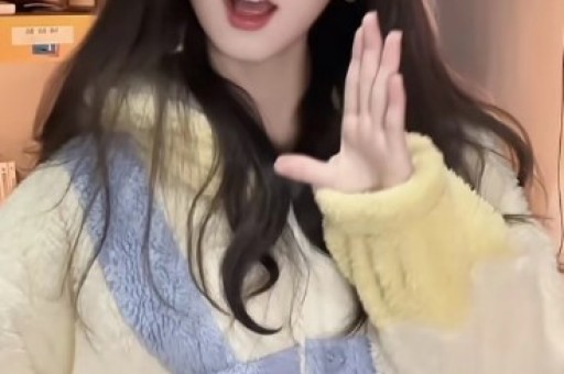 曾经的娱乐圈第一美人出道24年劈腿14名男星被骂公交车如今她怎么样了？