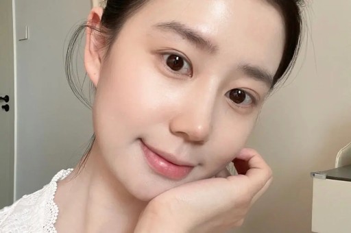 曝王思聪孩子妈出轨！黄一鸣还被60岁大叔包养闪闪生父再遭质疑